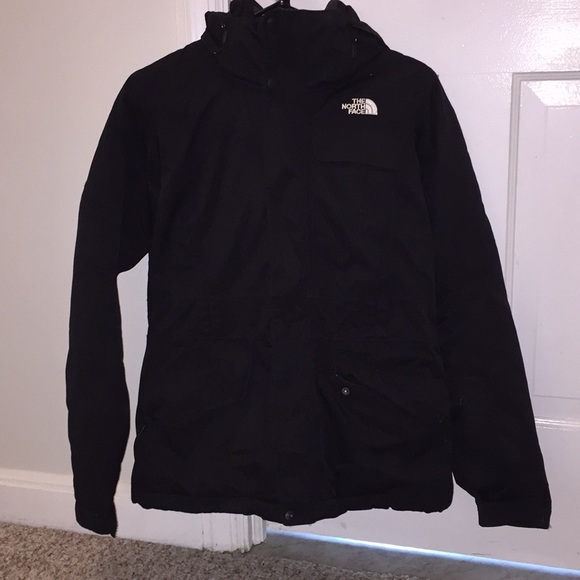 The North Face winter jacket - Picture 1 of 3